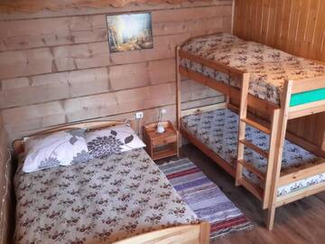 Фото номера Четырехместный номер с балконом Проживание в семье Pokoje u Ziutki г. Витув 6